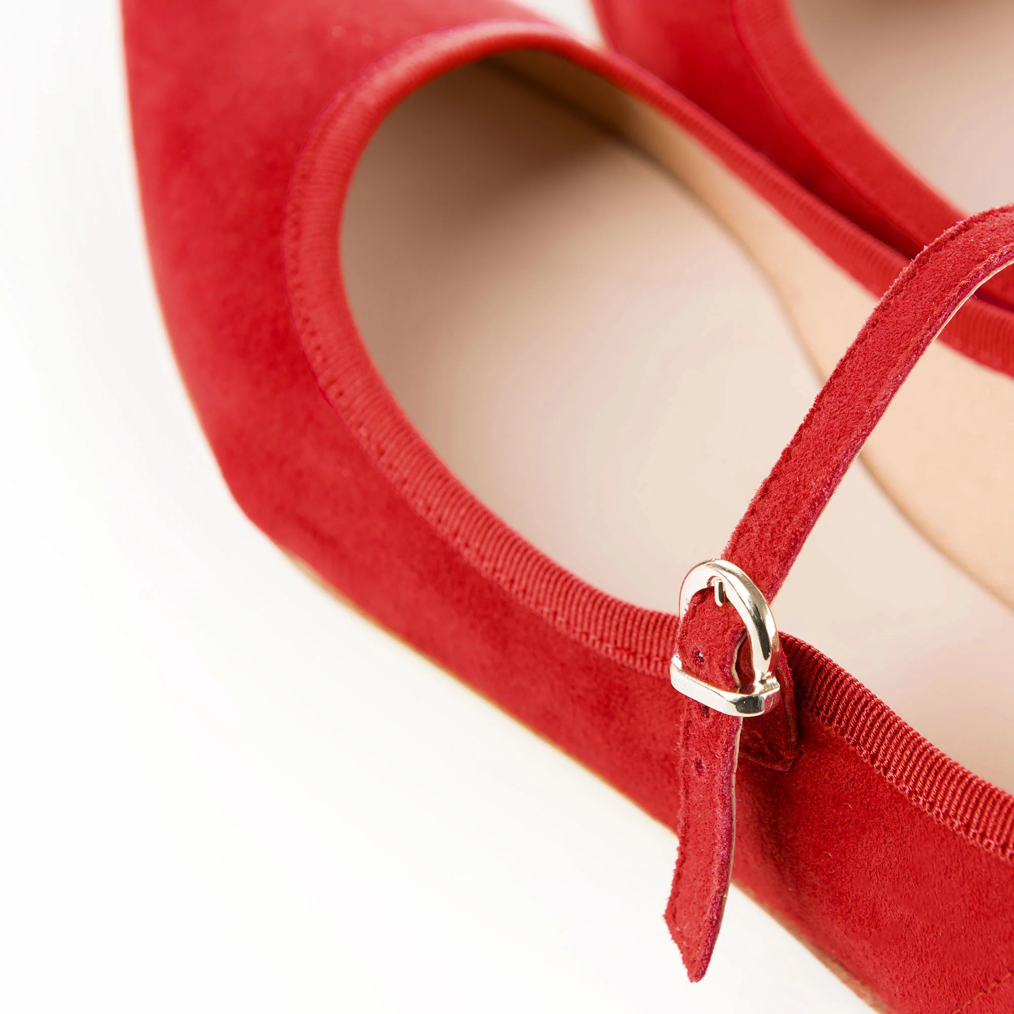 Ballerine rosse a punta con cinturino - Image 3
