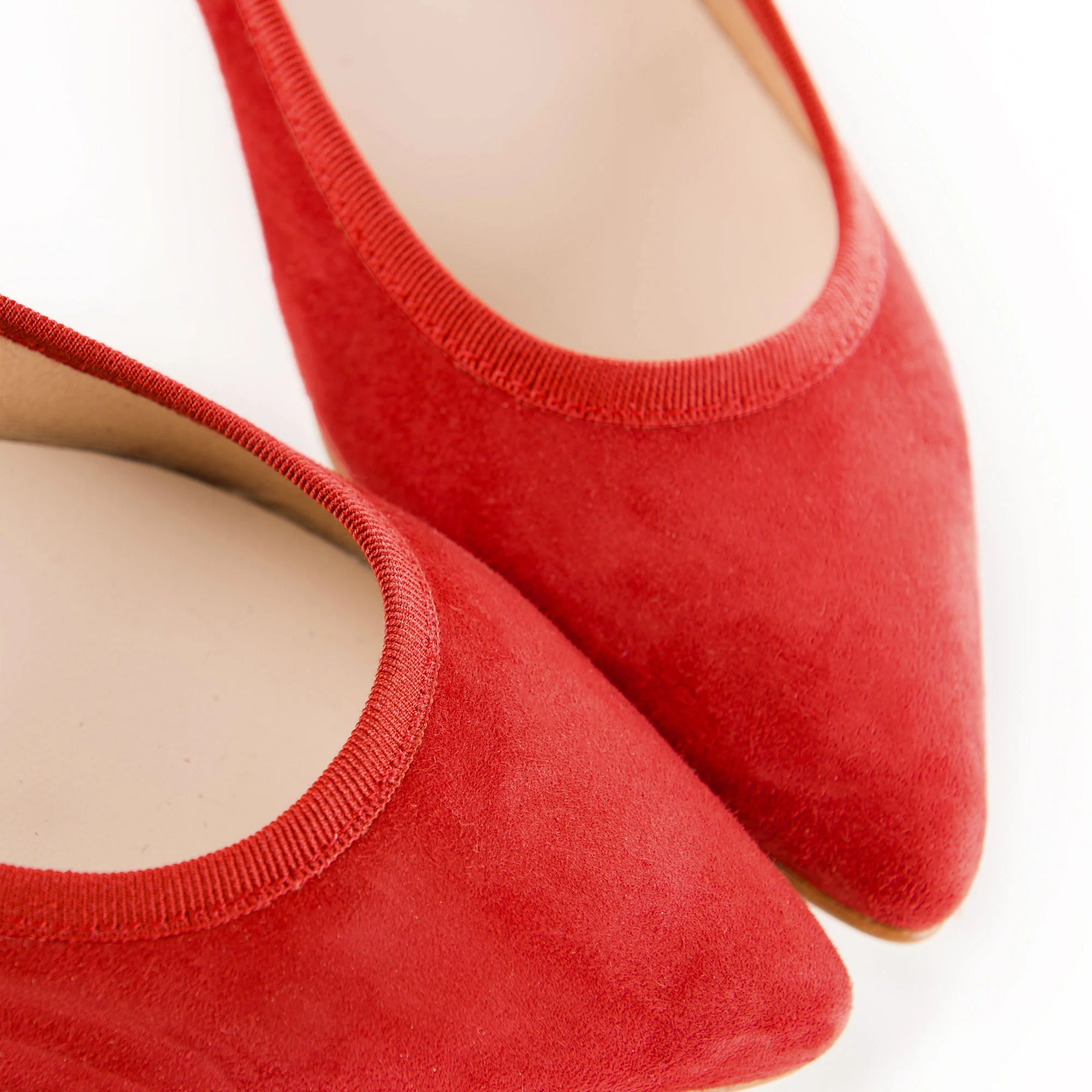Ballerine rosse a punta con cinturino - Image 4