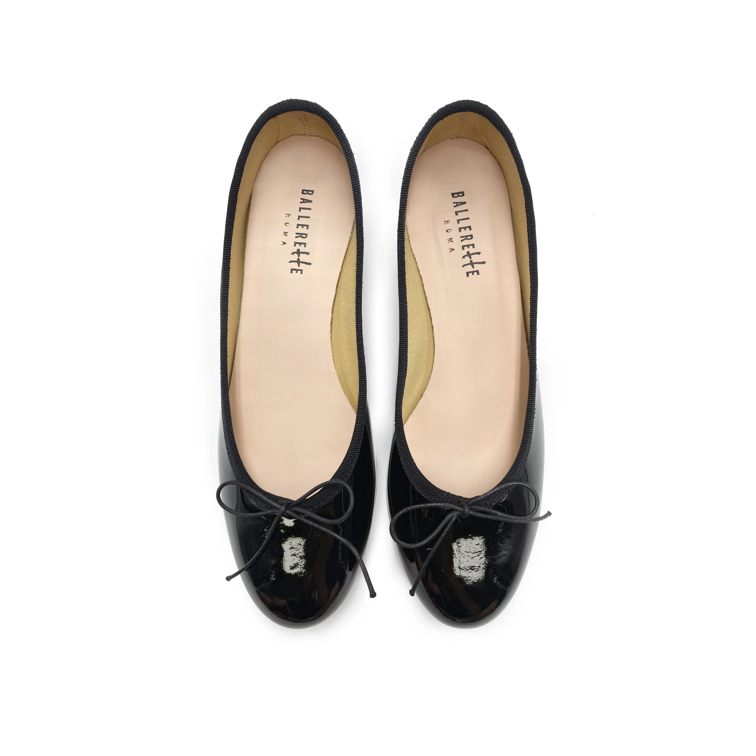 Ballerine nere con tacco alto in vernice - Image 2