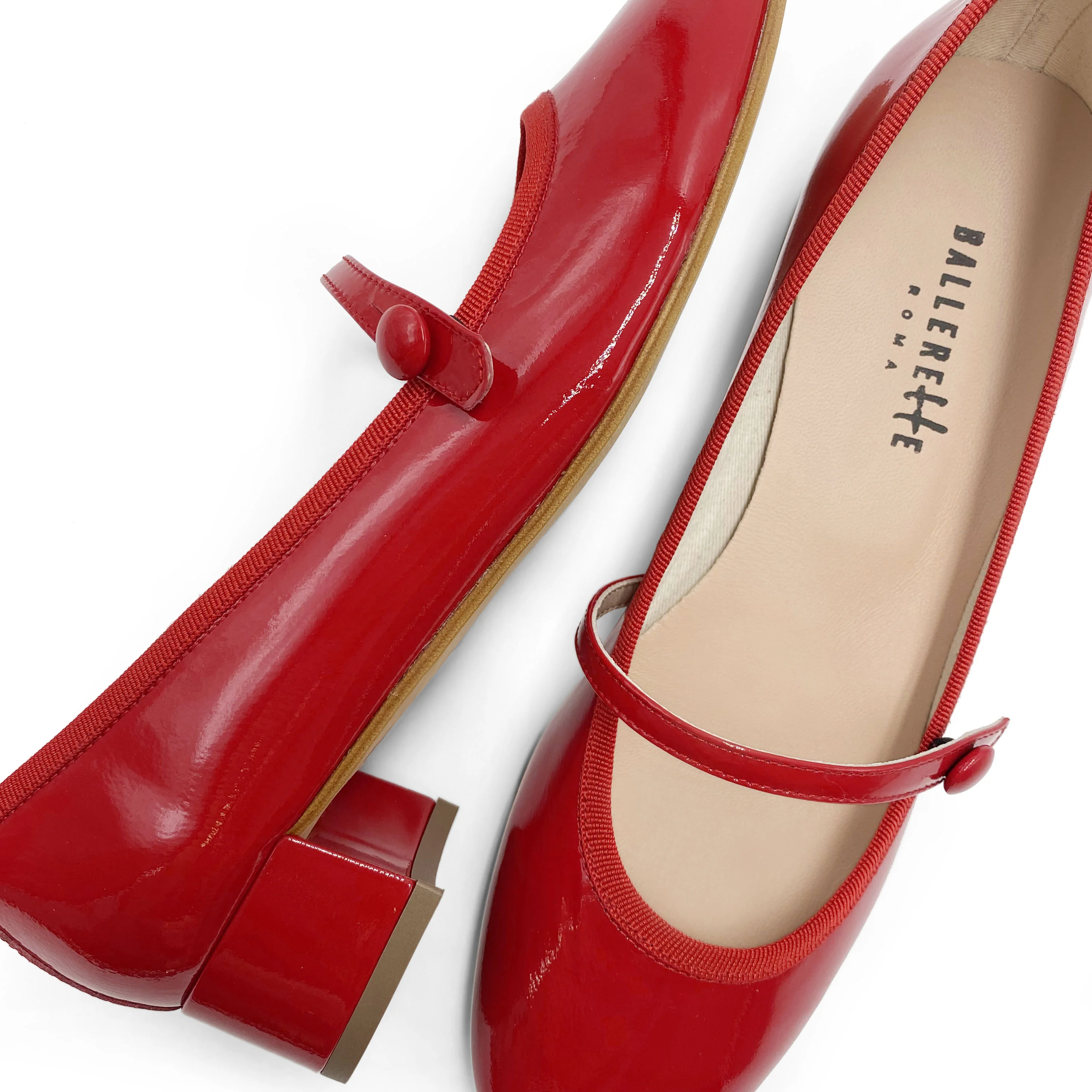 Ballerine Mary Jane rosse in vernice con cinturino e tacco - Image 3