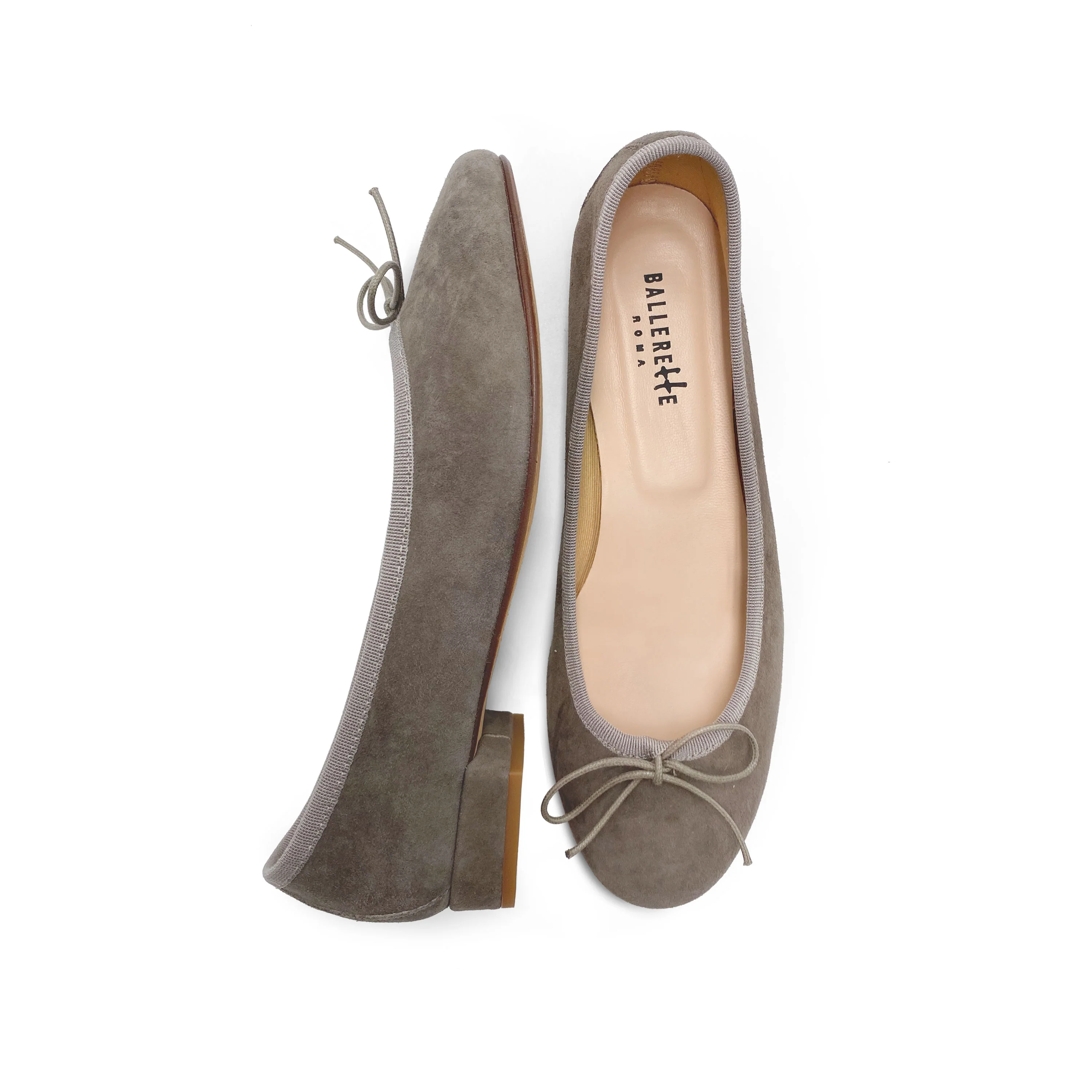 Ballerine taupe con tacco in camoscio