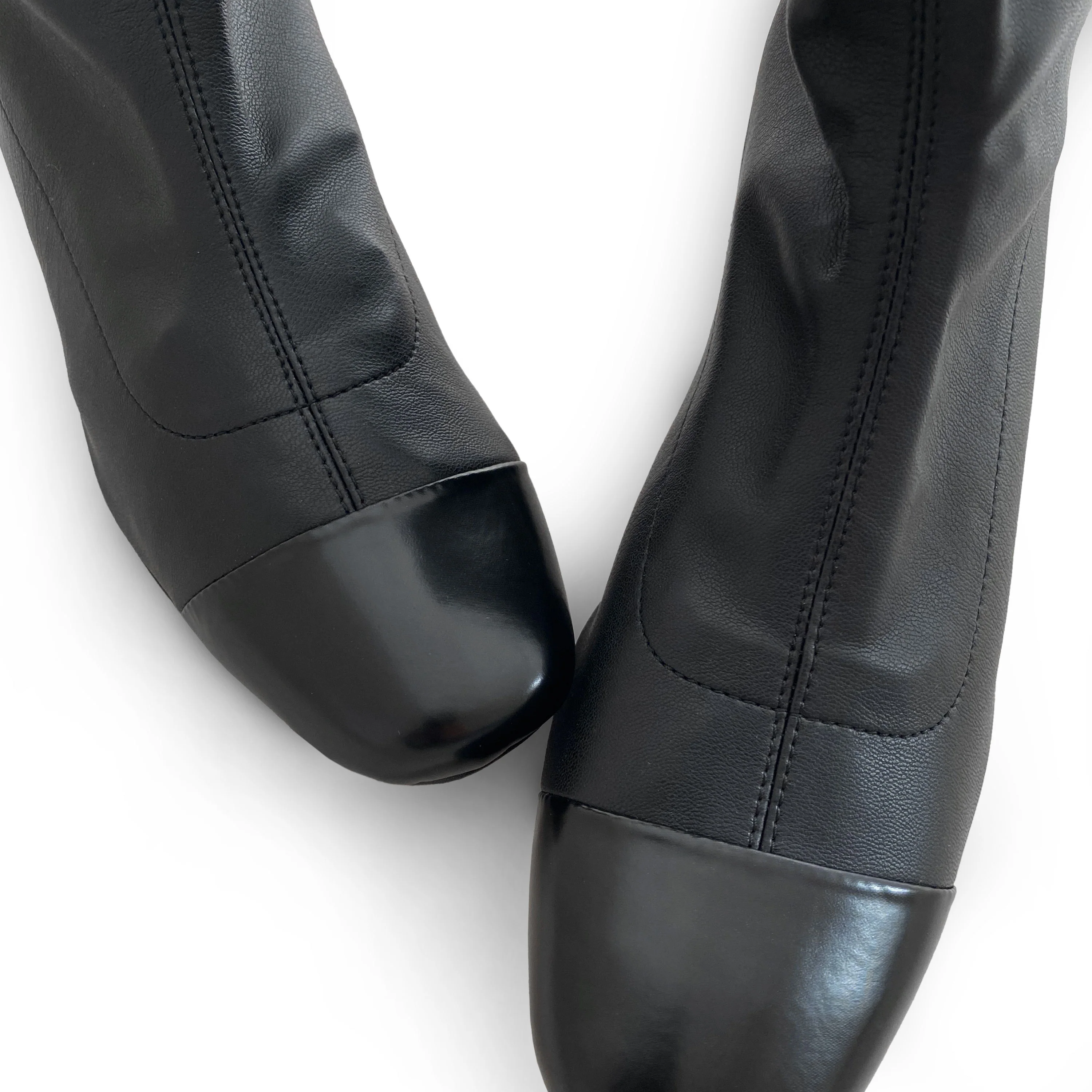 Stivaletti neri a calza in similpelle elasticizzata e punta in pelle nera - Image 4